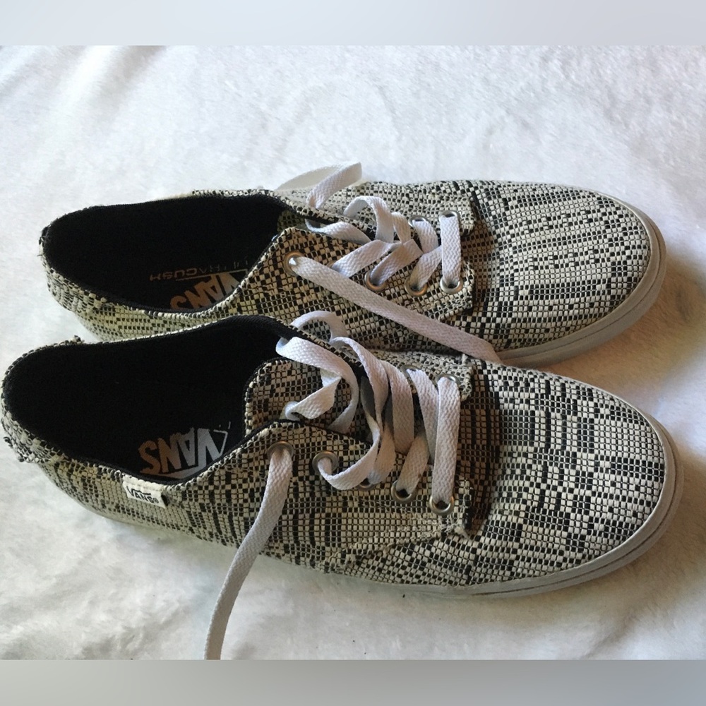 VANS Size 9  Black/Tan Neutral Woven Pattern Lace-Up Sneakers - Worn once.